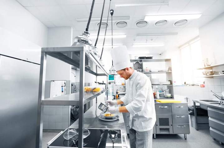 Installation de mobiliers de cuisine en inox Clermont-Ferrand